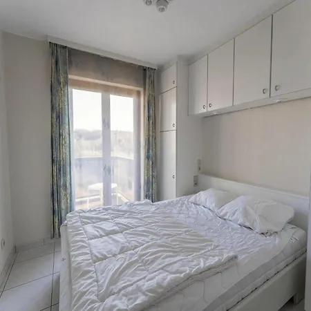 Plaza E 2413 With A Private Balcony Appartement